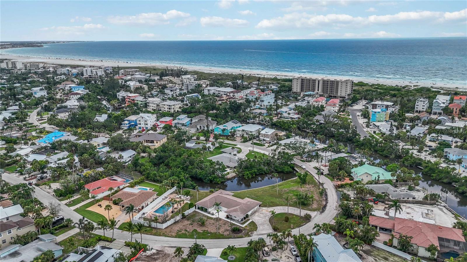 311 ISLAND CIR