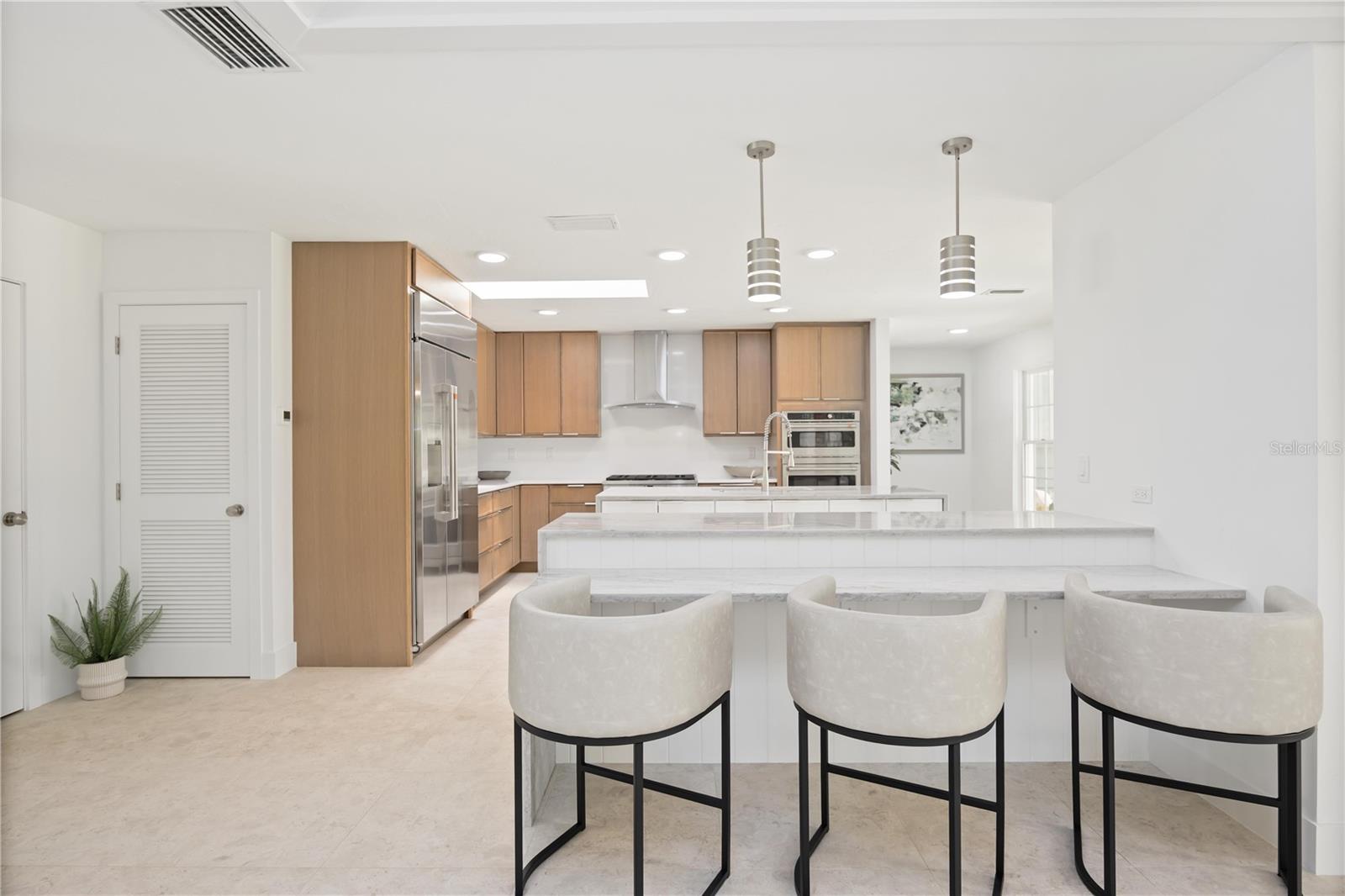 311 ISLAND CIR
