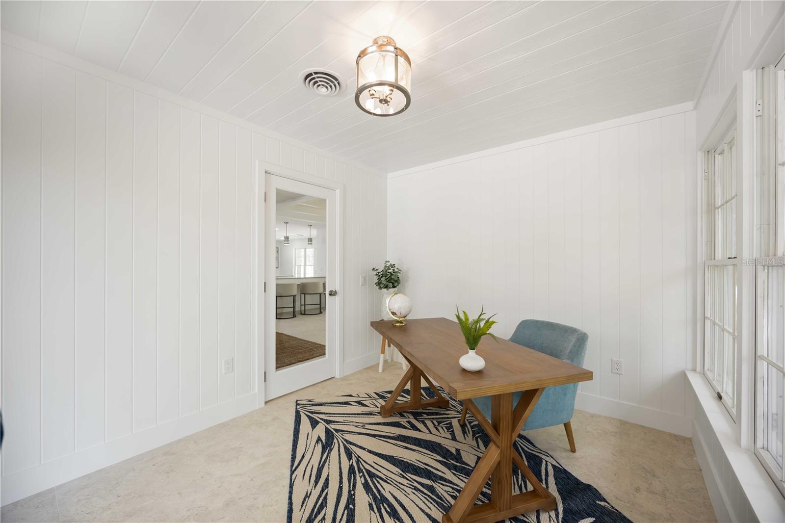 311 ISLAND CIR