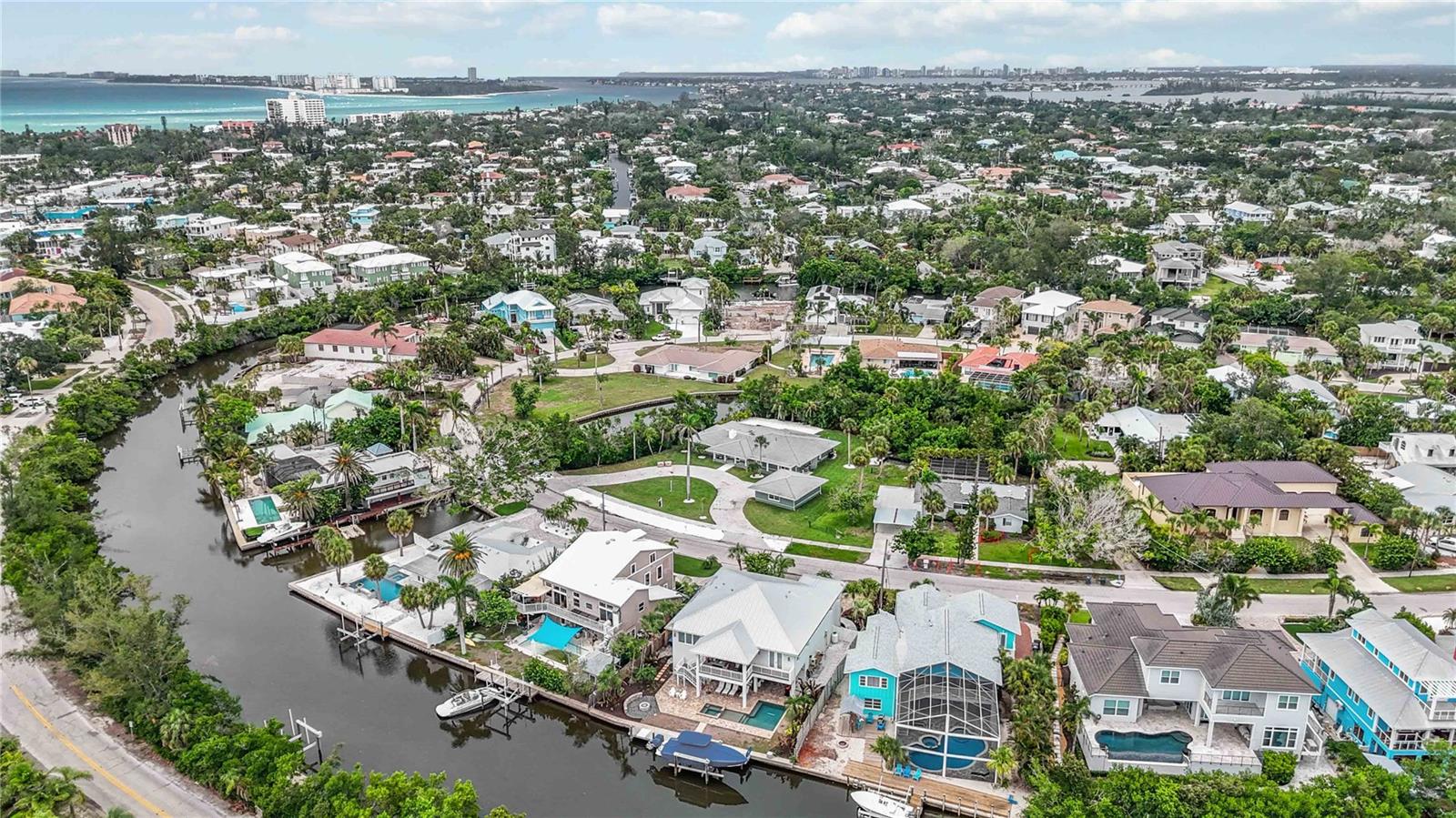 311 ISLAND CIR