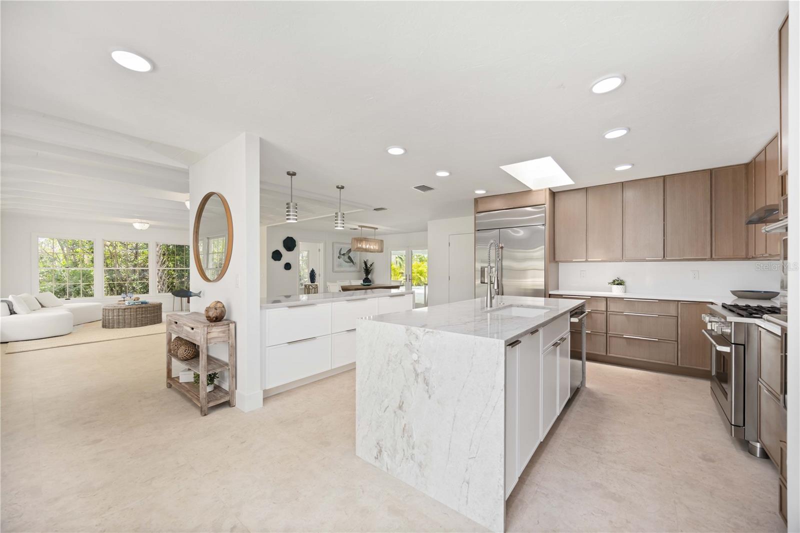 311 ISLAND CIR