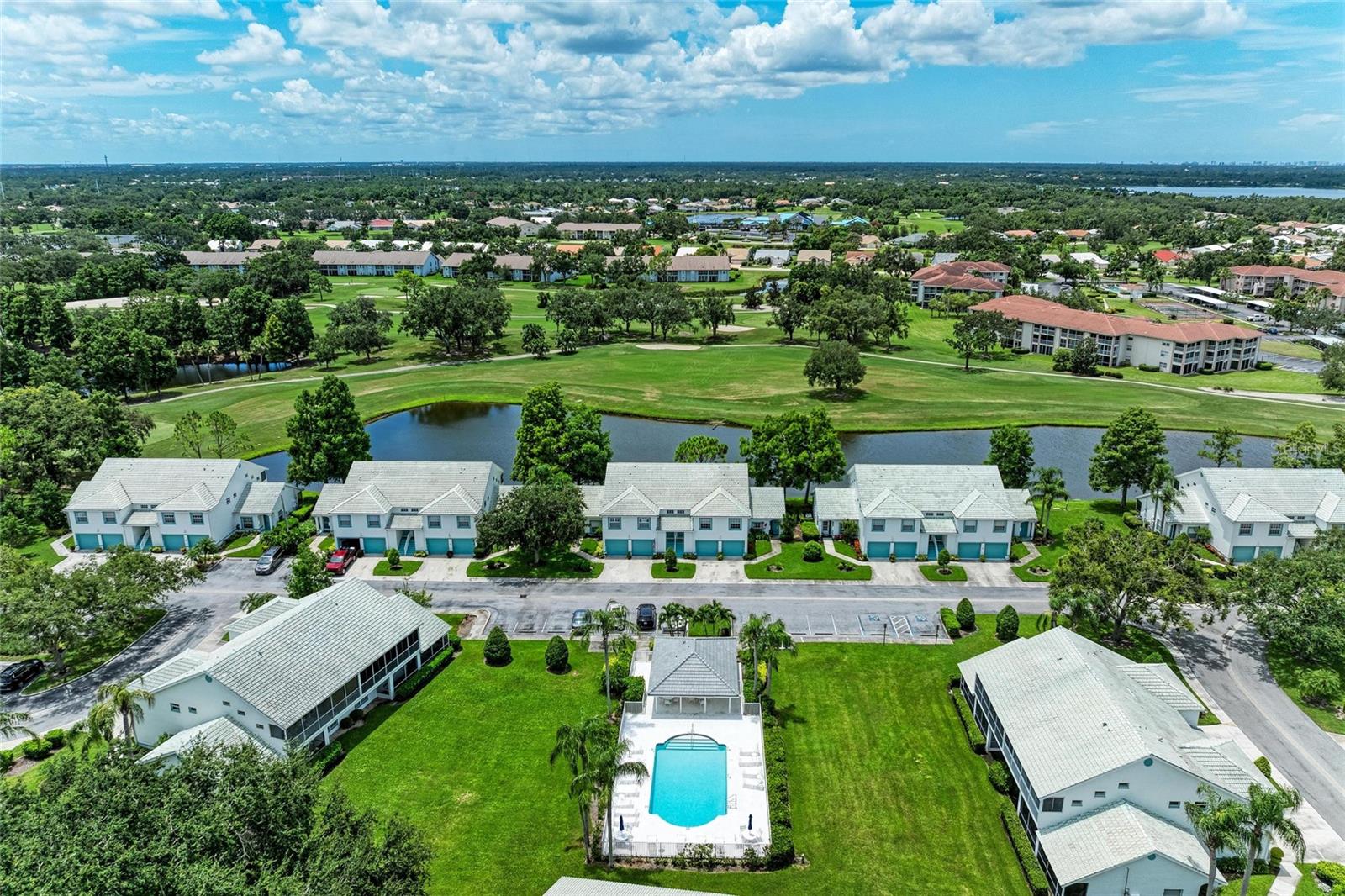 6618 PINEVIEW TER #6618