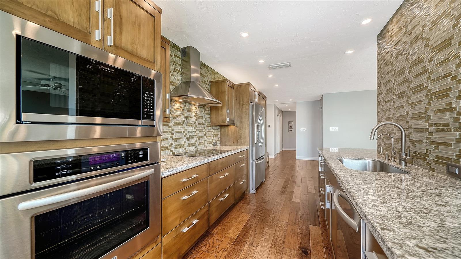 400 GOLDEN GATE PT #31