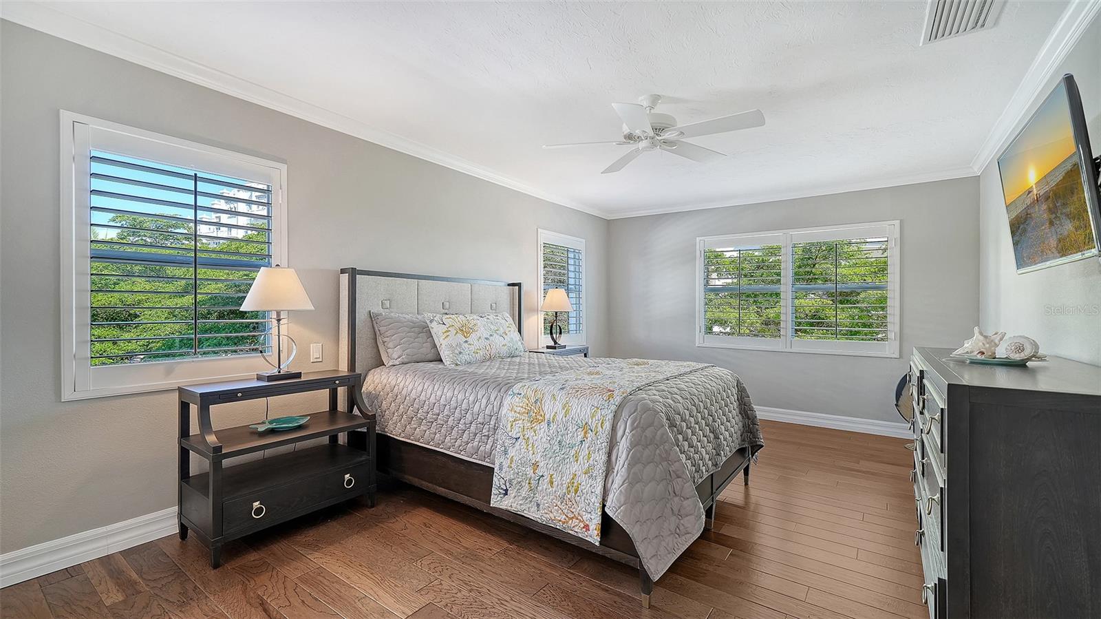 400 GOLDEN GATE PT #31