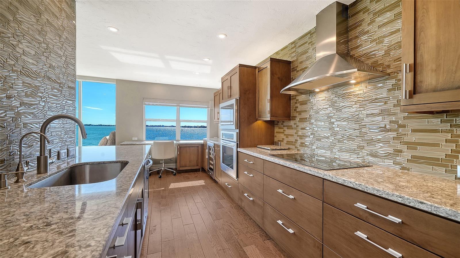 400 GOLDEN GATE PT #31