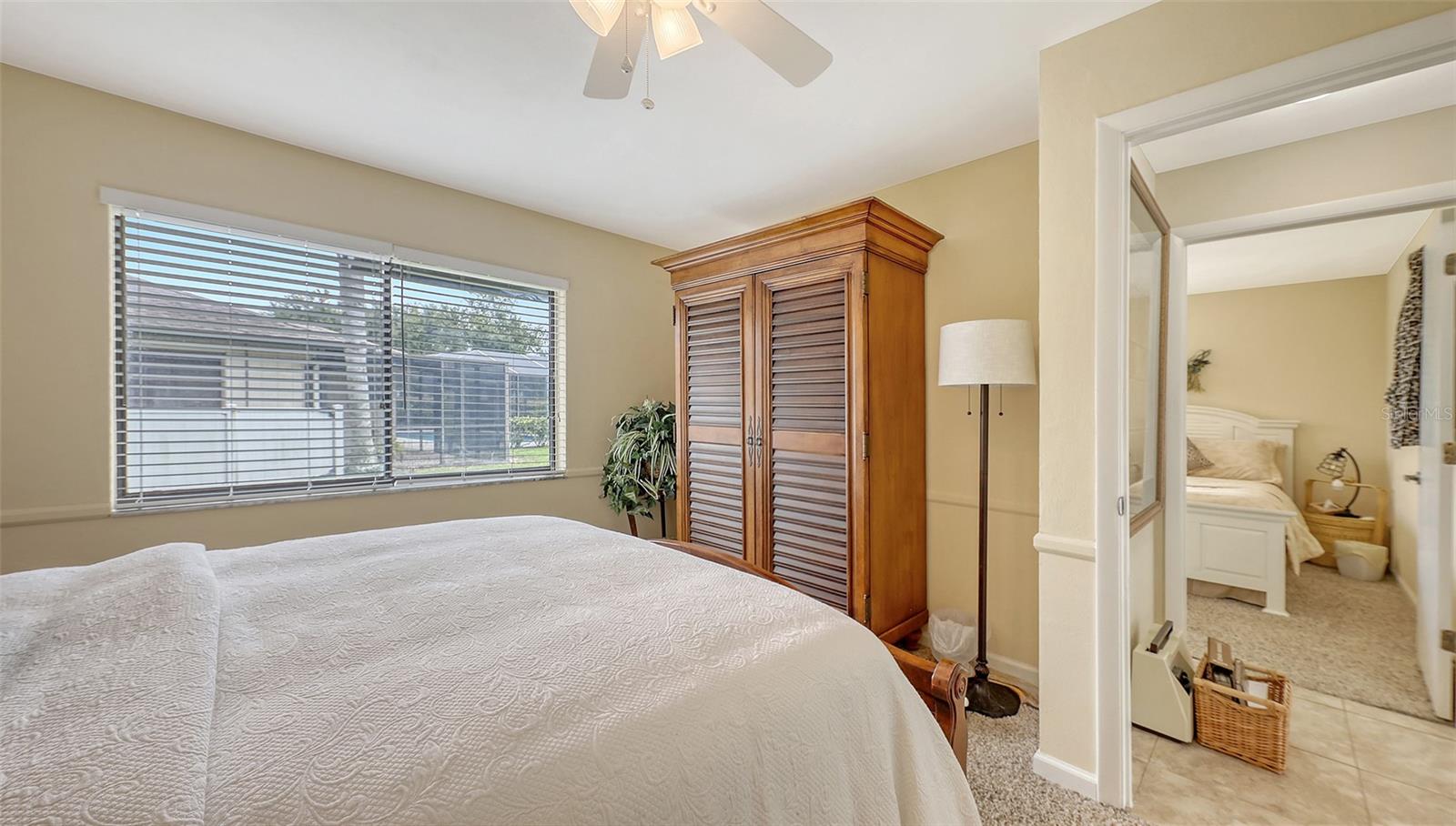 3931 TORREY PINES BLVD