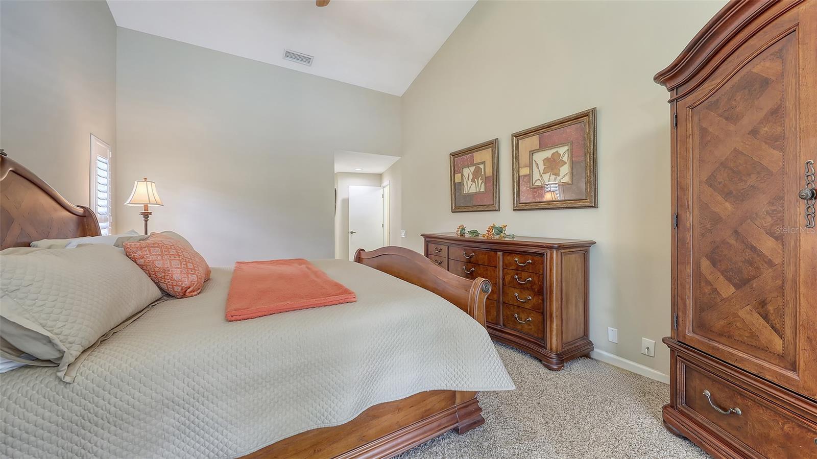 3931 TORREY PINES BLVD