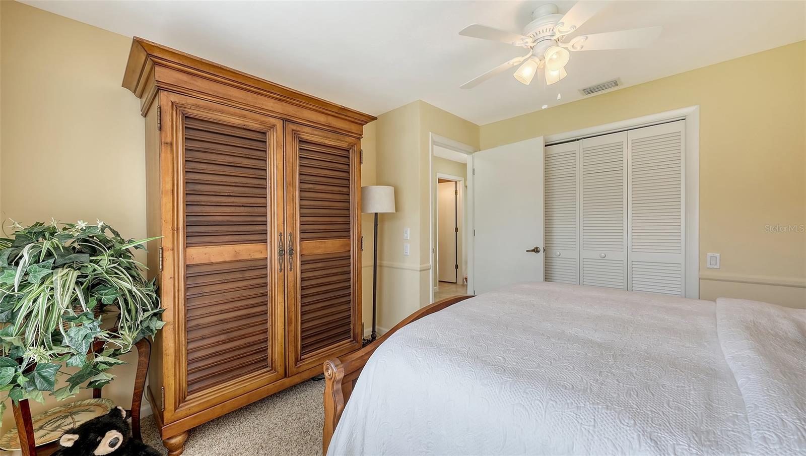 3931 TORREY PINES BLVD