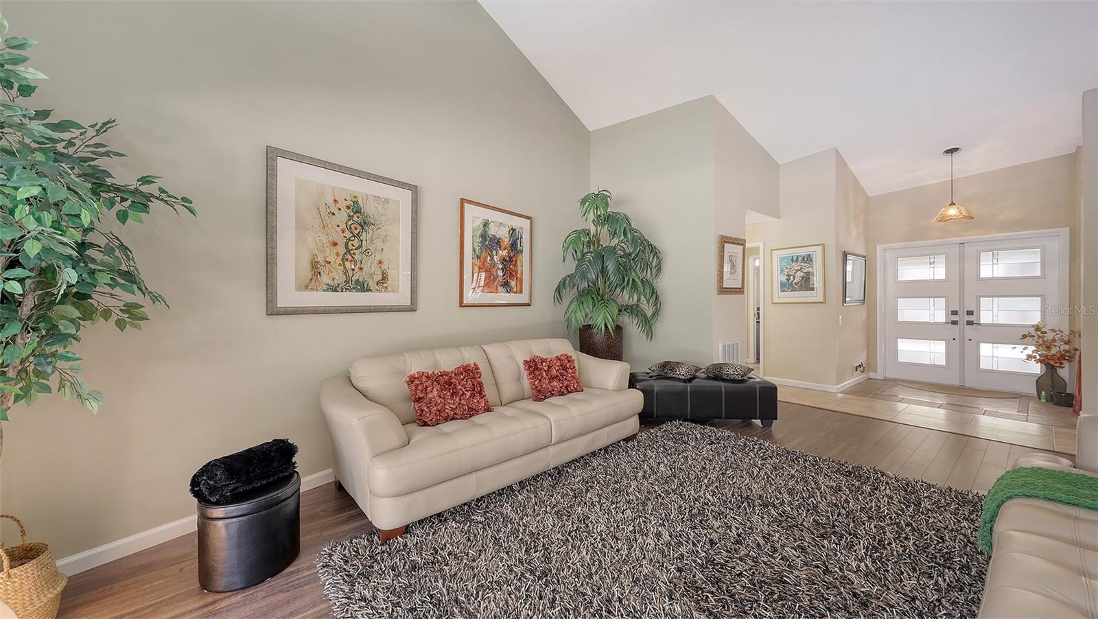 3931 TORREY PINES BLVD