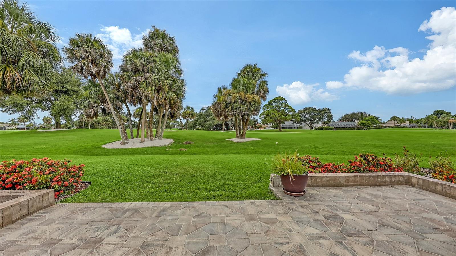 3931 TORREY PINES BLVD