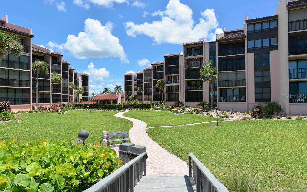 6480 MIDNIGHT PASS RD #211