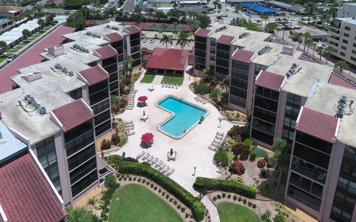 6480 MIDNIGHT PASS RD #211