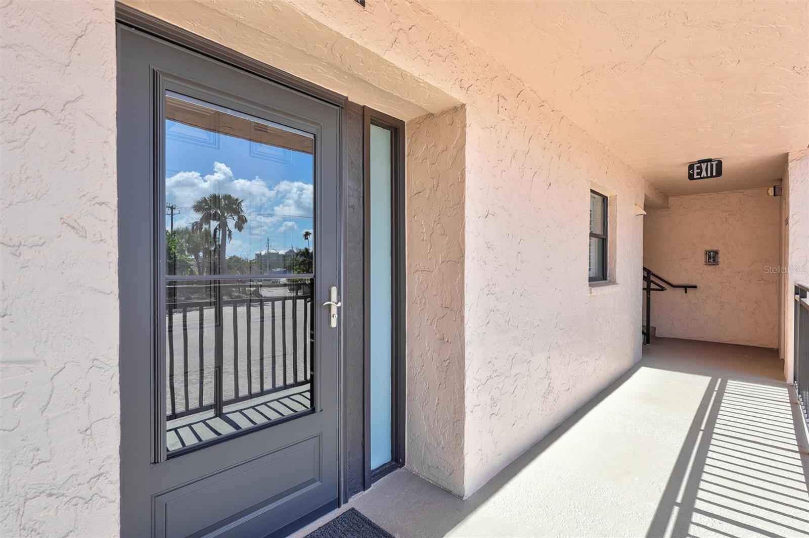 6480 MIDNIGHT PASS RD #211