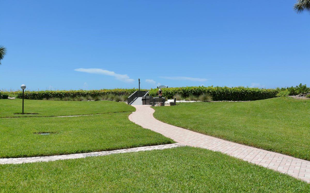 6480 MIDNIGHT PASS RD #211