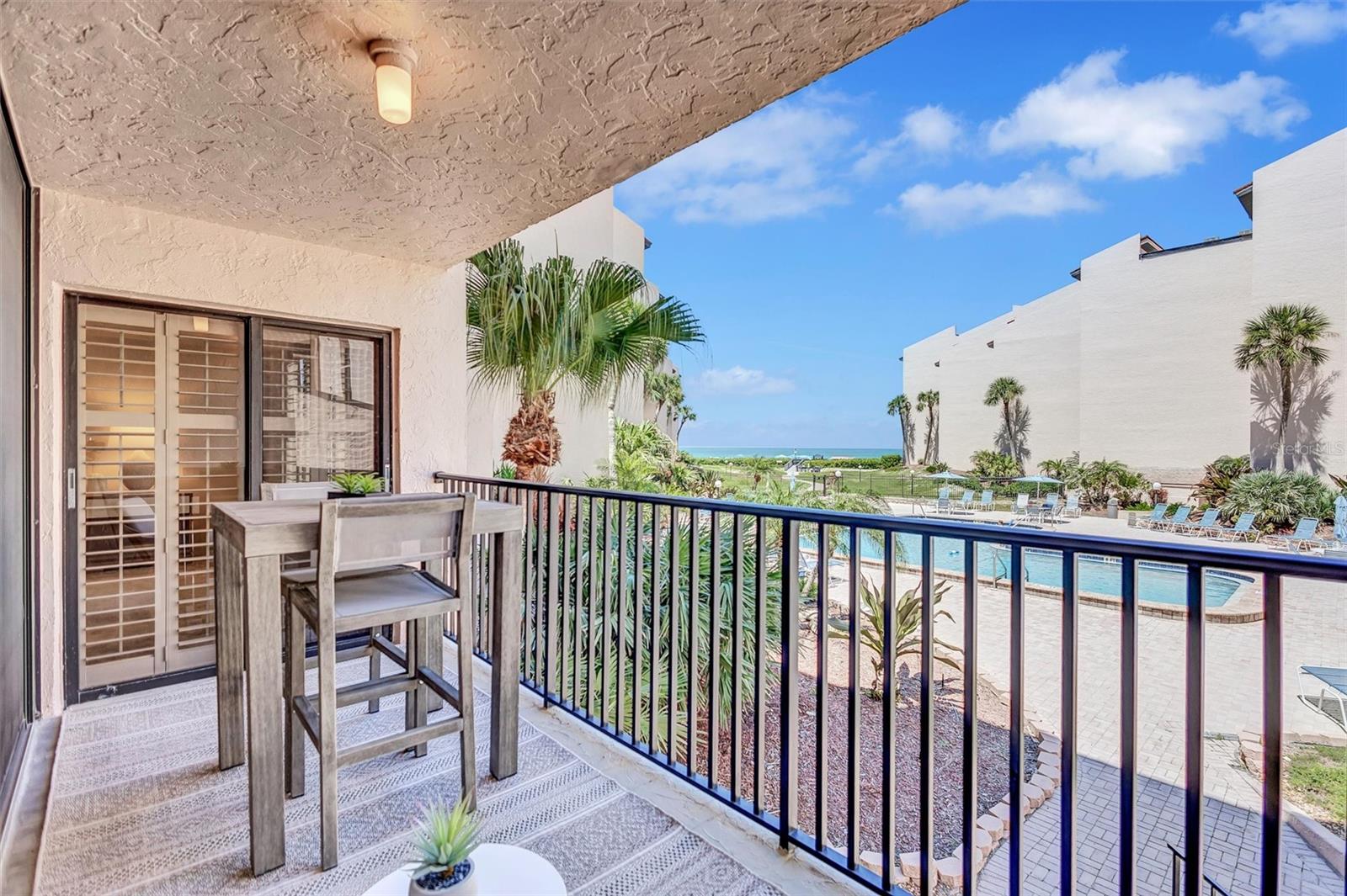 6480 MIDNIGHT PASS RD #211