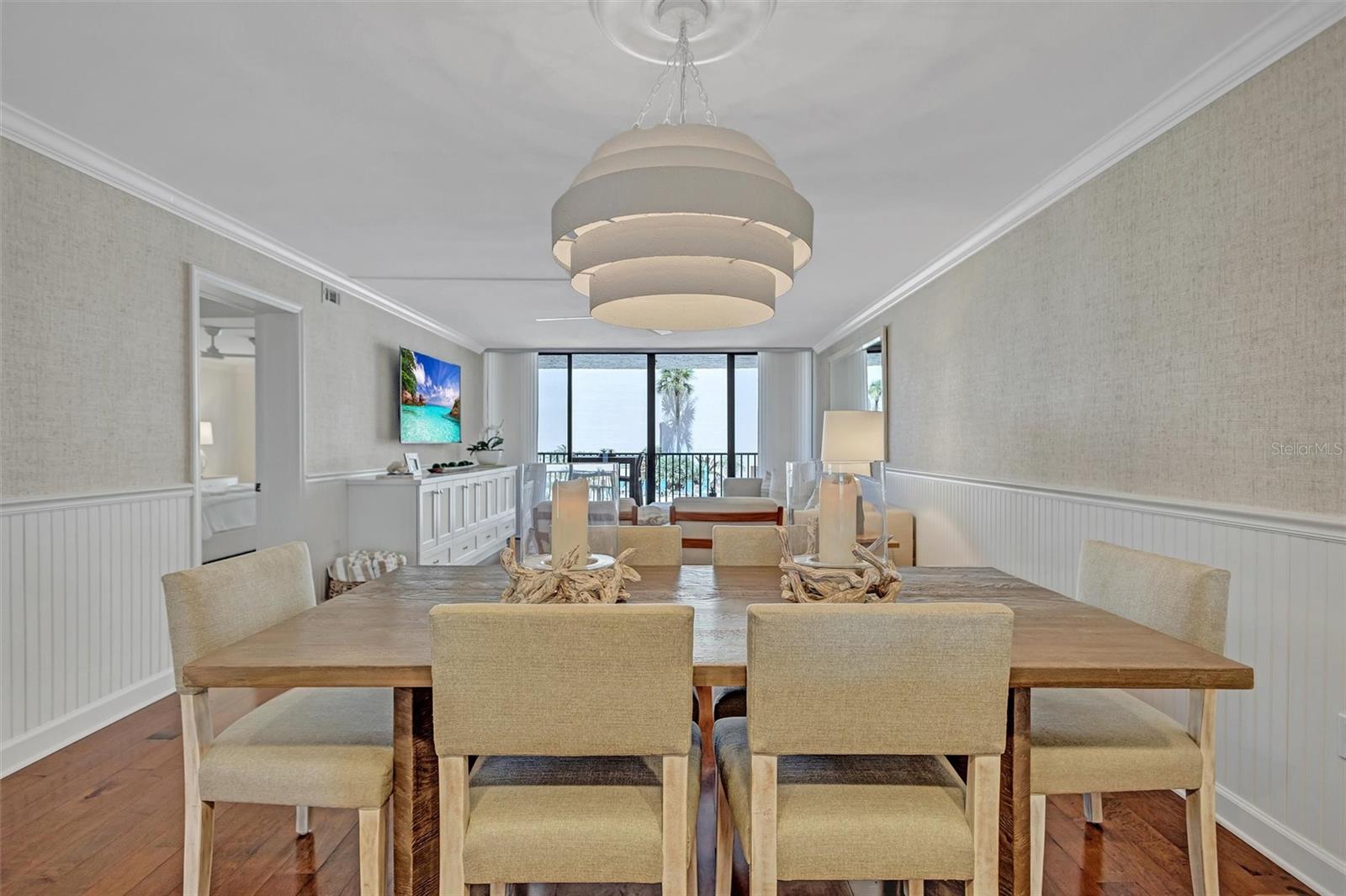 6480 MIDNIGHT PASS RD #211