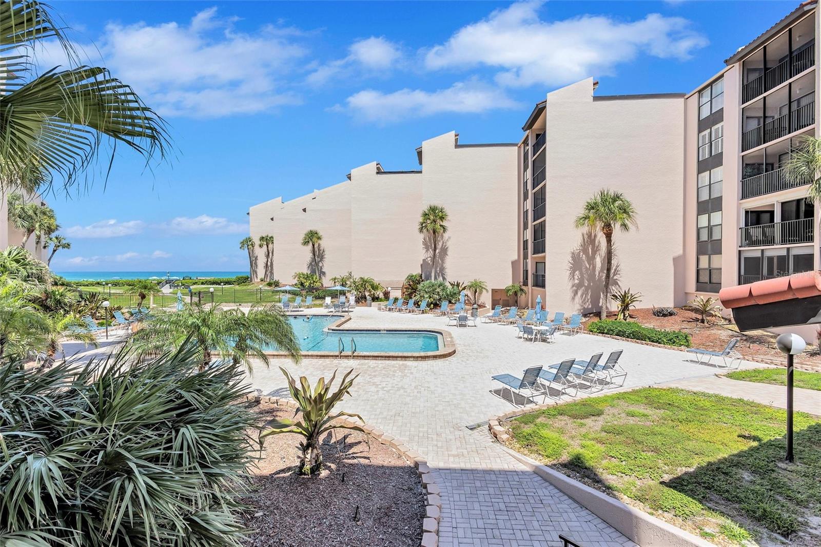 6480 MIDNIGHT PASS RD #211