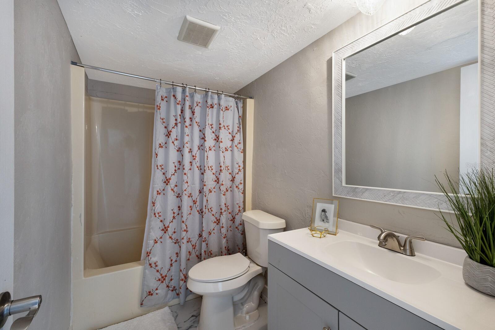 500 N JEFFERSON AVE #H1