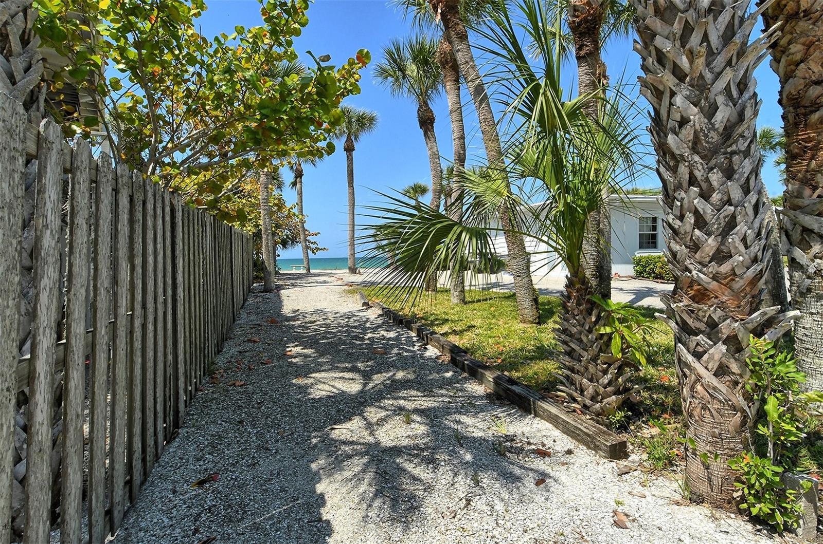 2800 CASEY KEY RD