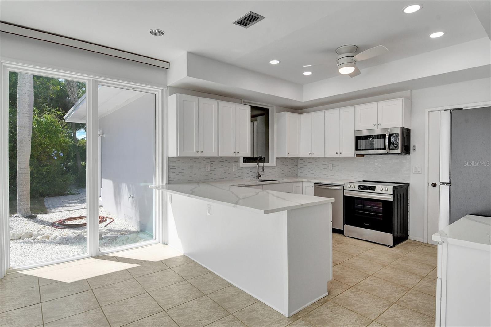 2800 CASEY KEY RD