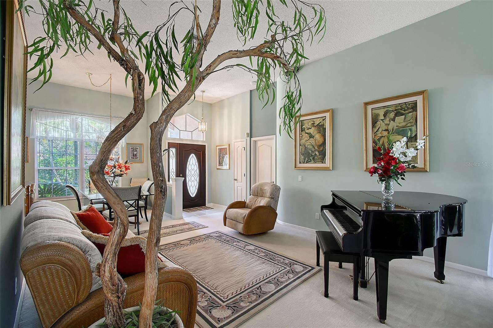 8924 HUNTINGTON POINTE DR