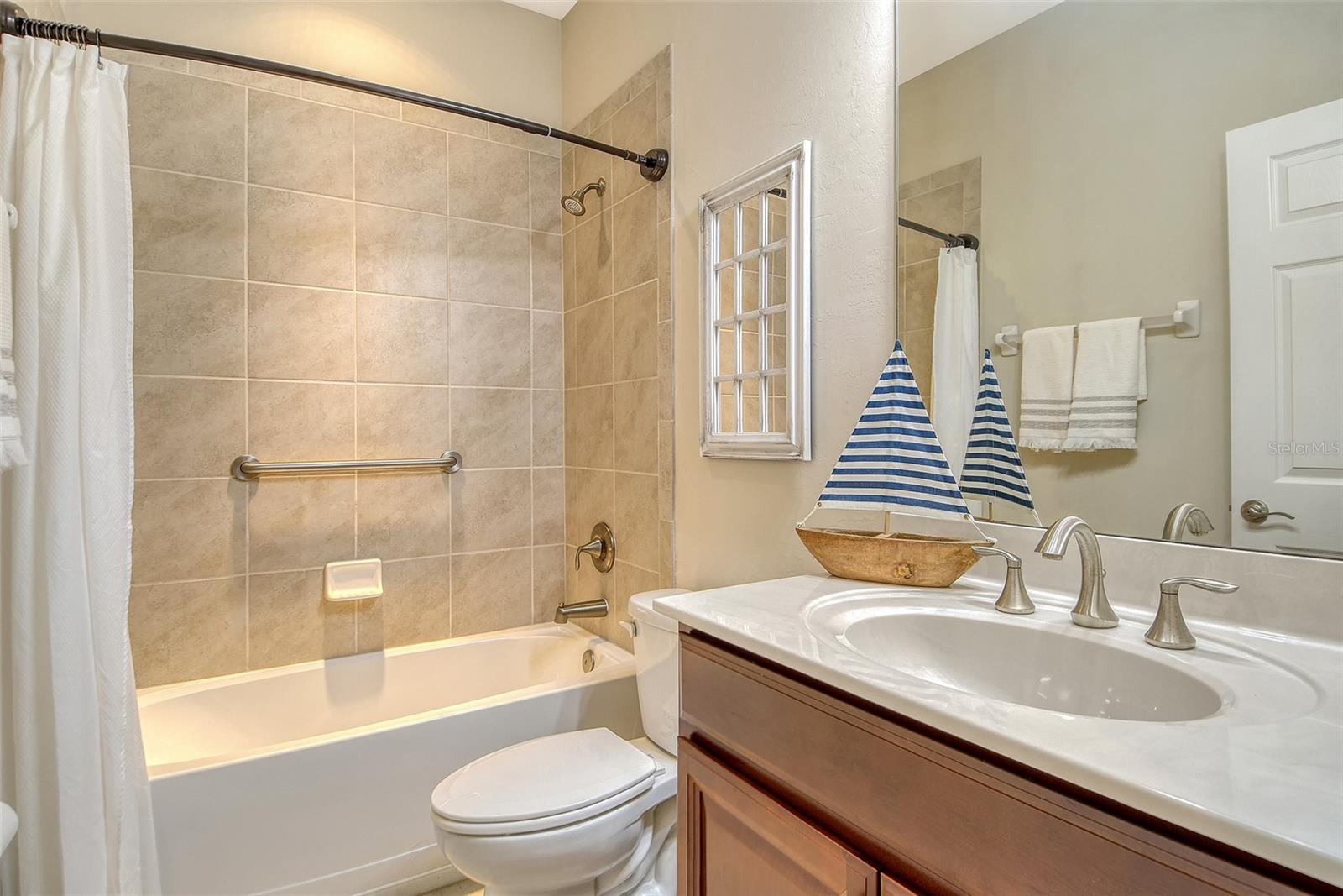 116 NAVIGATION CIR #106