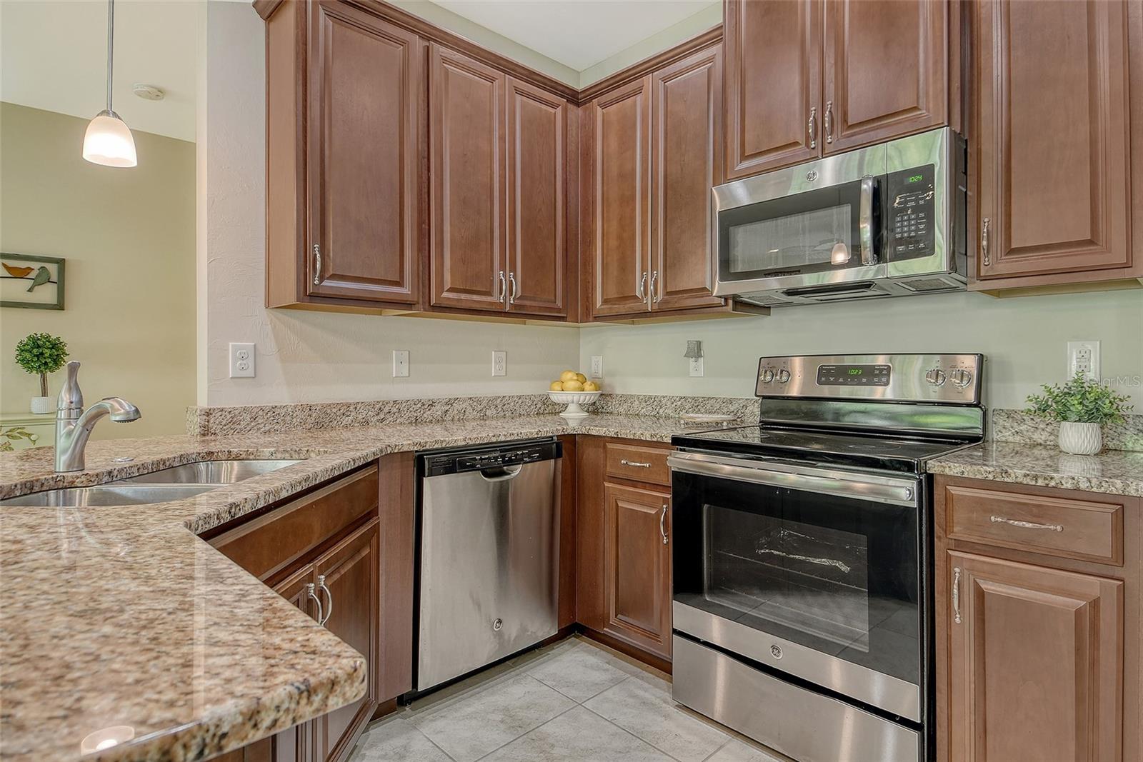 116 NAVIGATION CIR #106