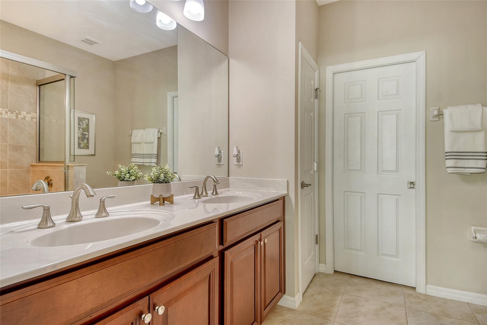 116 NAVIGATION CIR #106