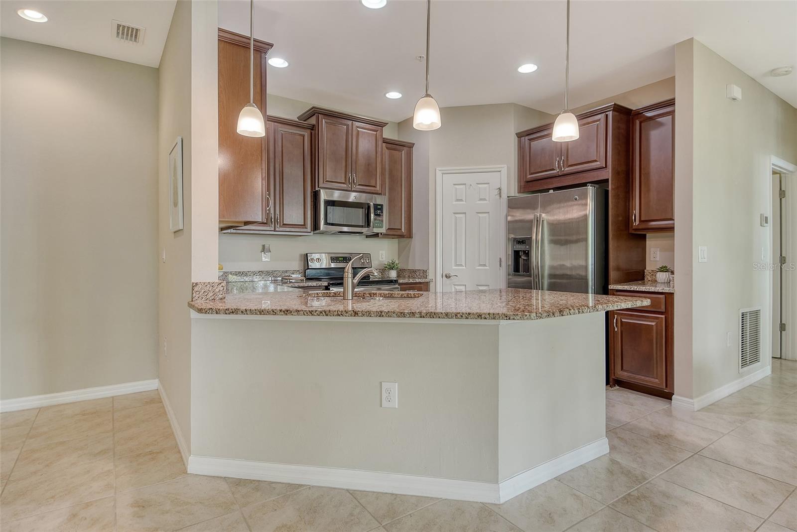116 NAVIGATION CIR #106