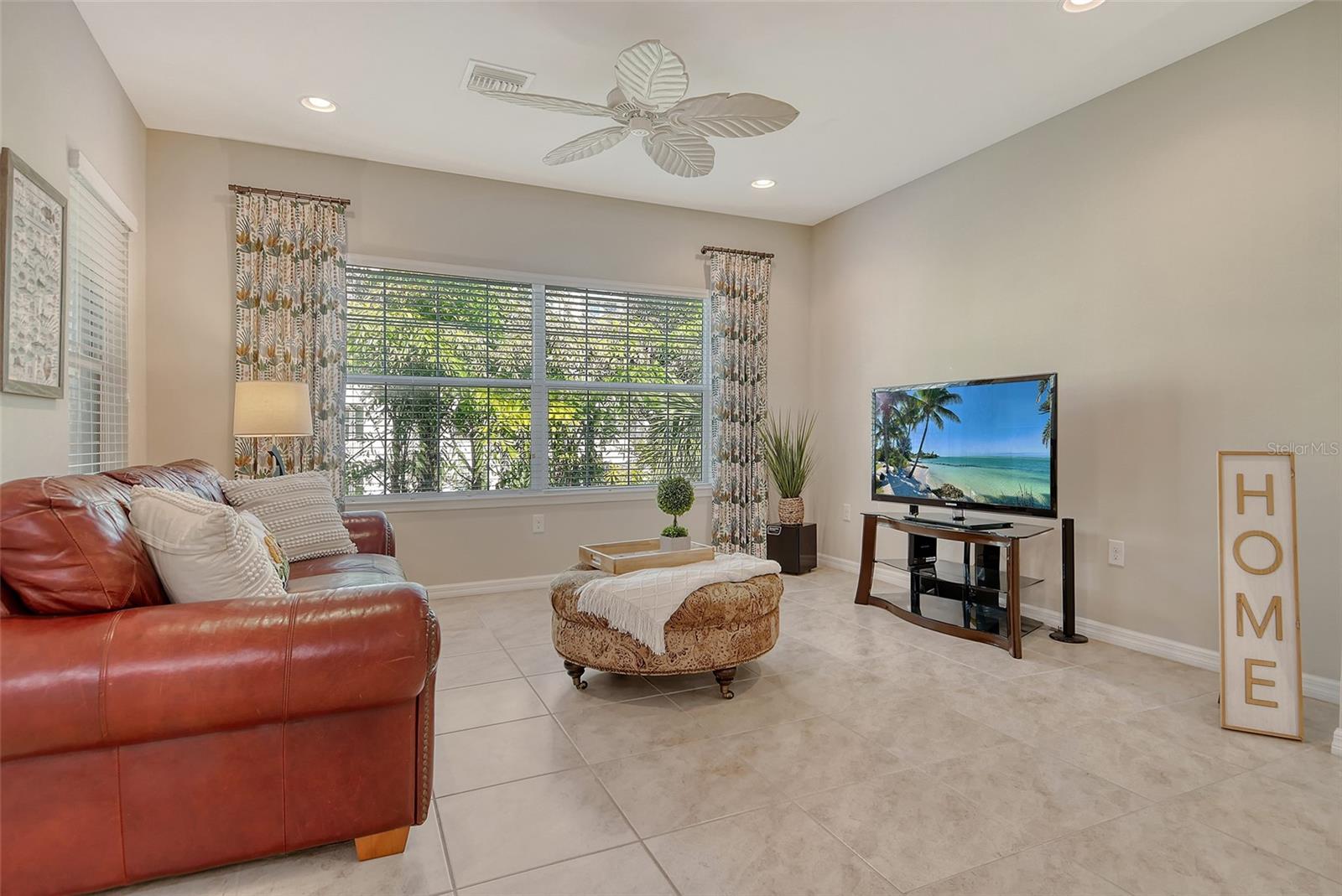 116 NAVIGATION CIR #106