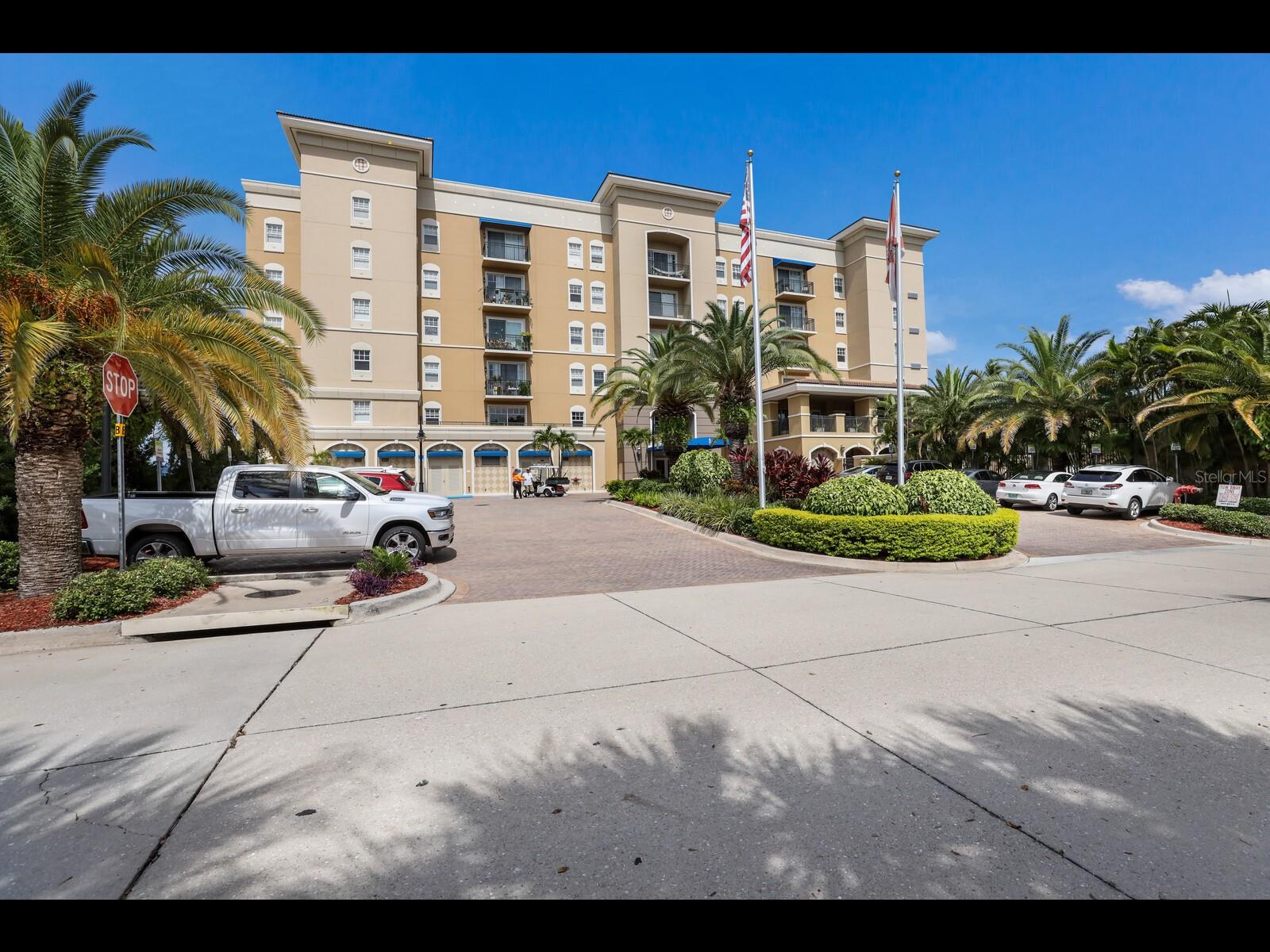 1064 N TAMIAMI TRL #1219