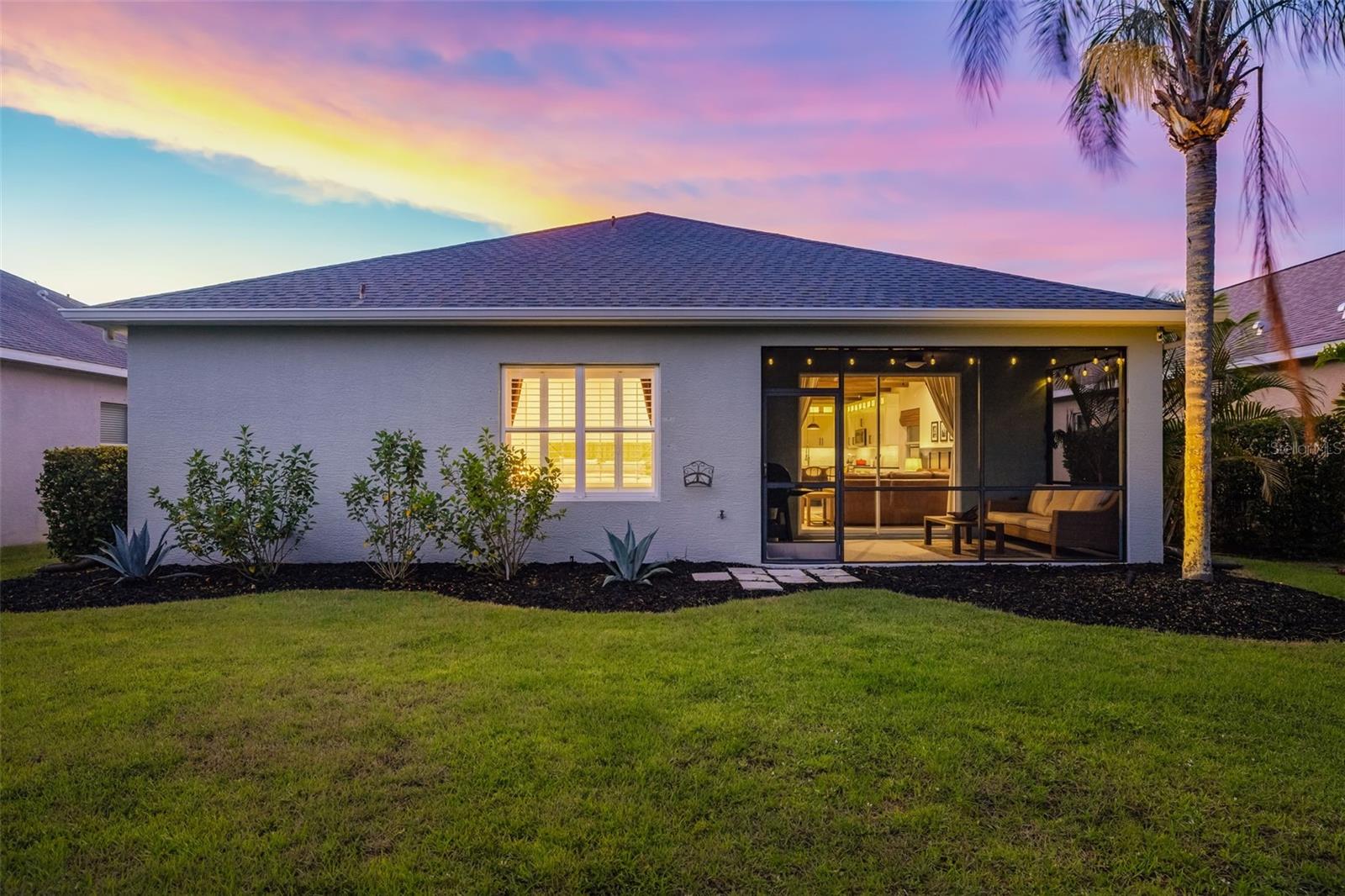 12153 FOREST PARK CIR