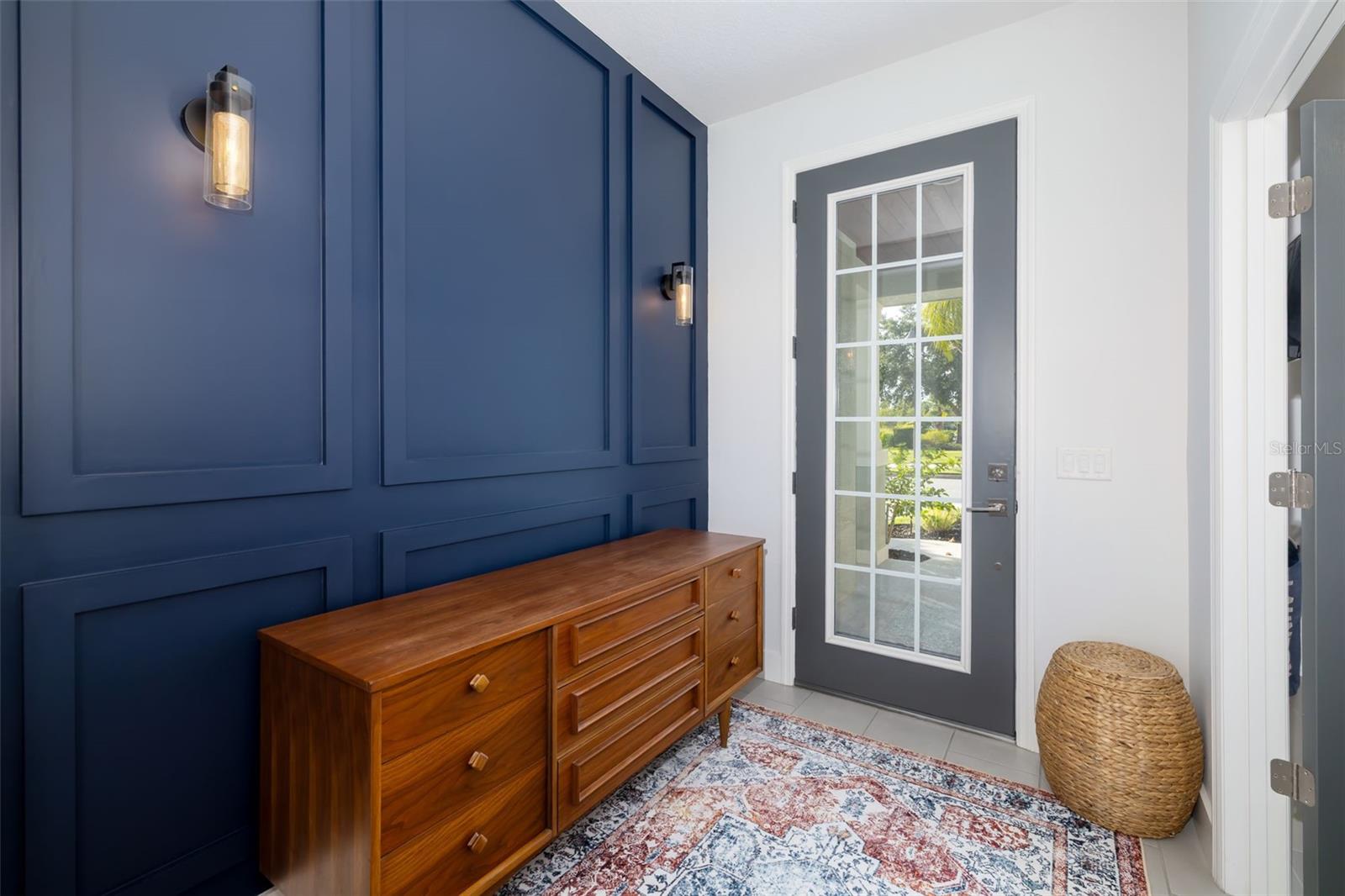 12153 FOREST PARK CIR