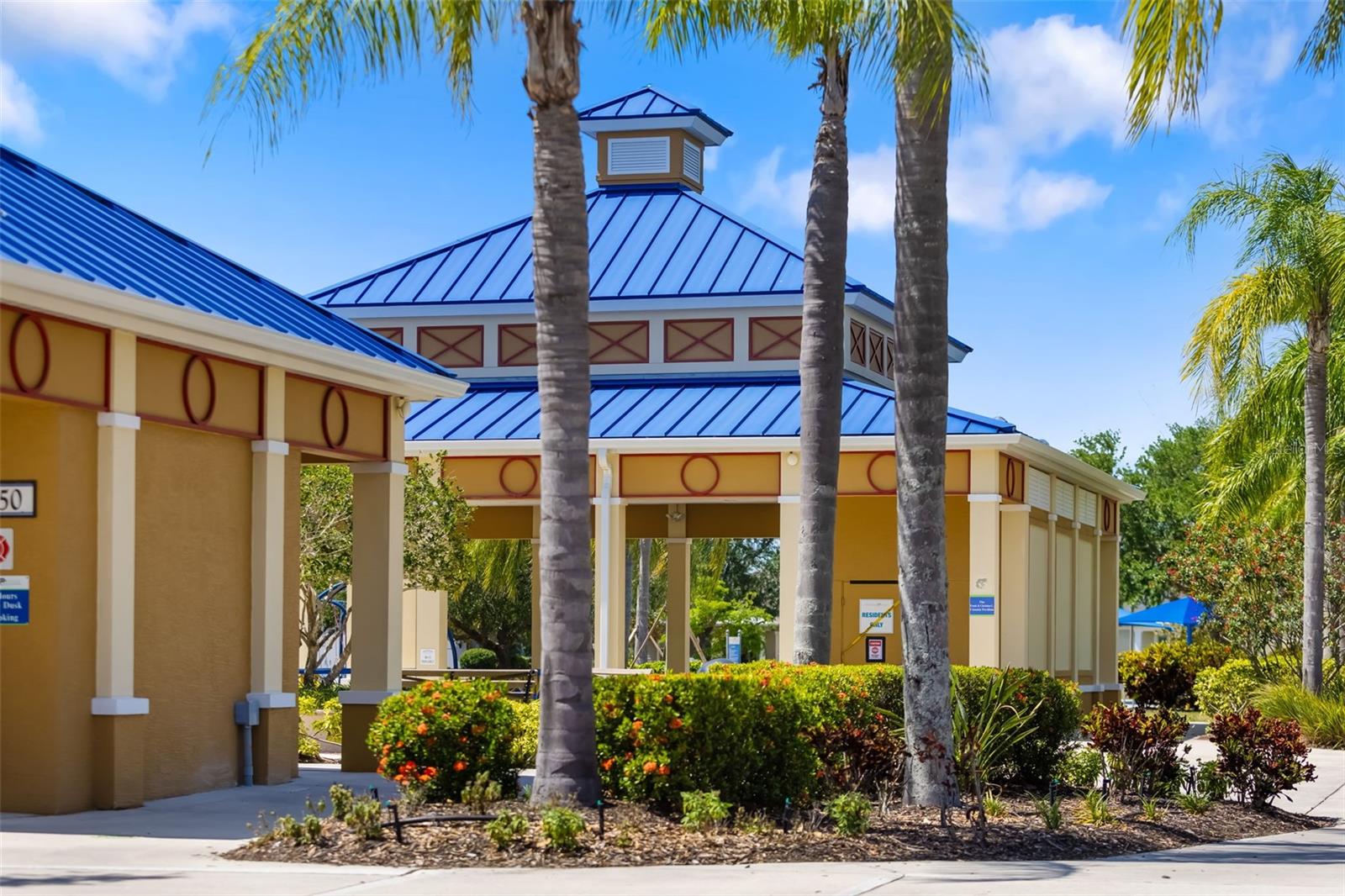 12153 FOREST PARK CIR