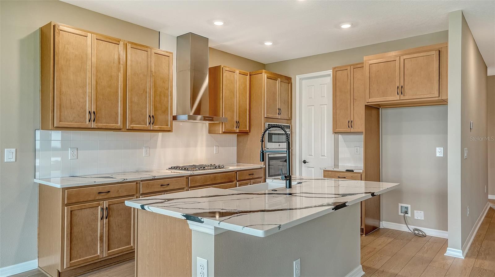 17225 SAVORY MIST CIR