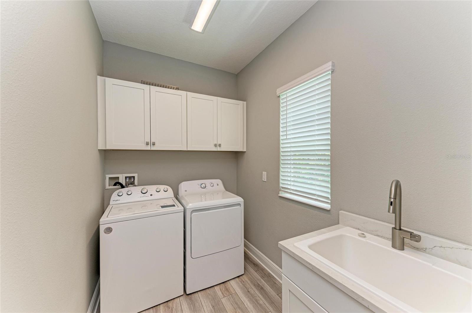 2802 BUTTERFLY JASMINE TRL