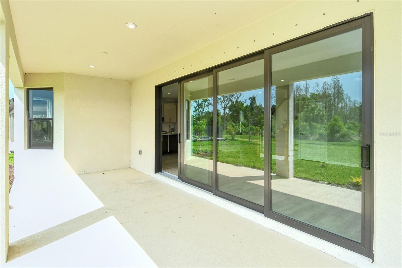 15324 SHADY PALMS LN