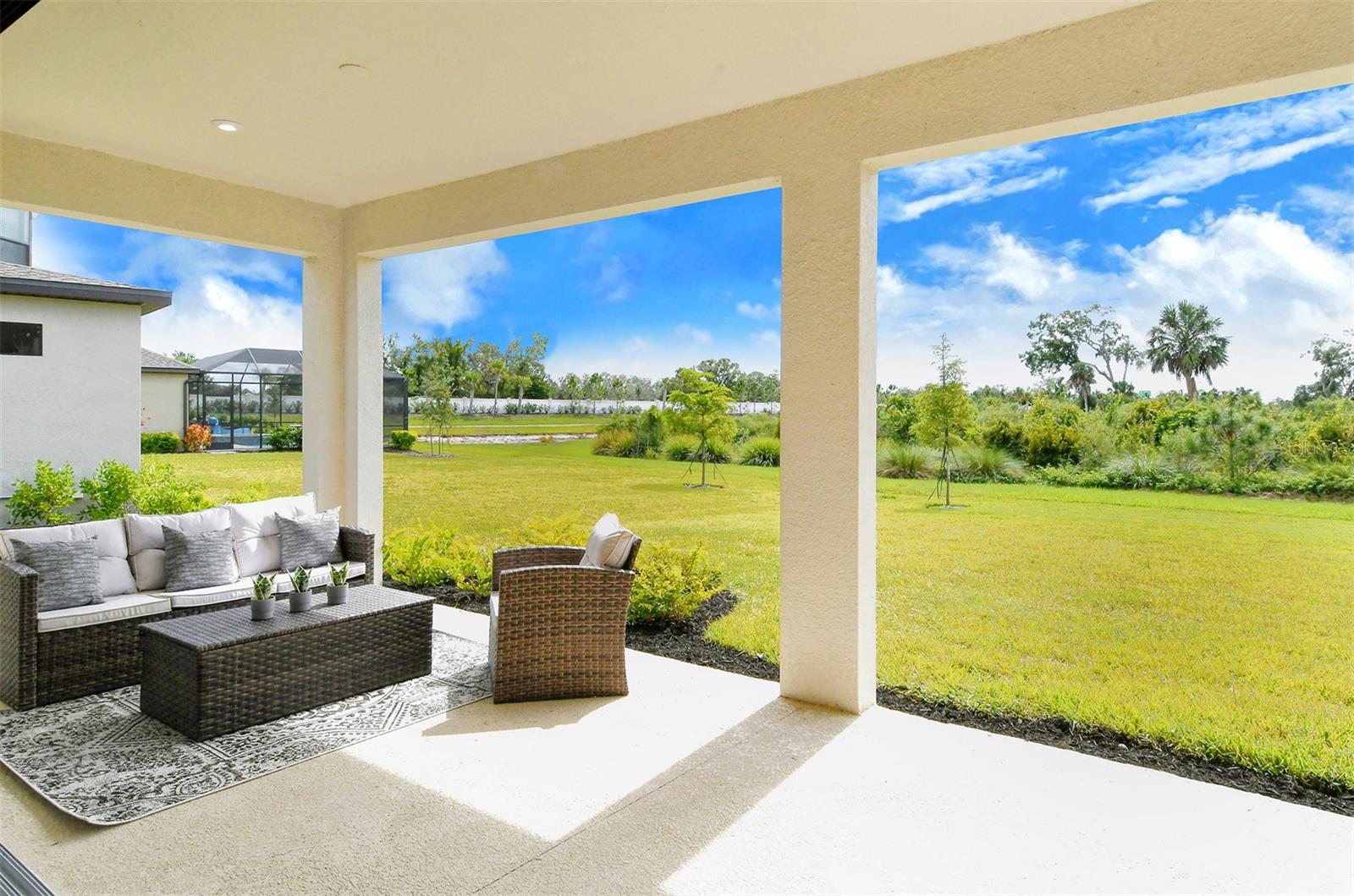 15324 SHADY PALMS LN