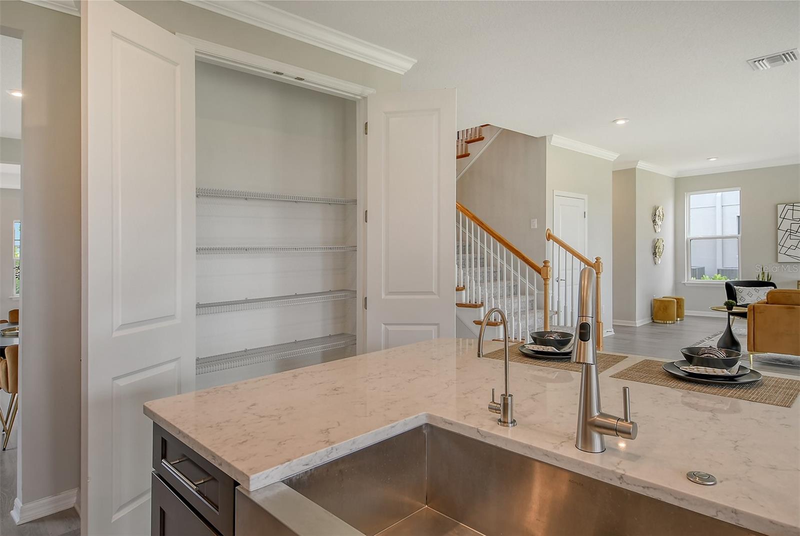 15324 SHADY PALMS LN