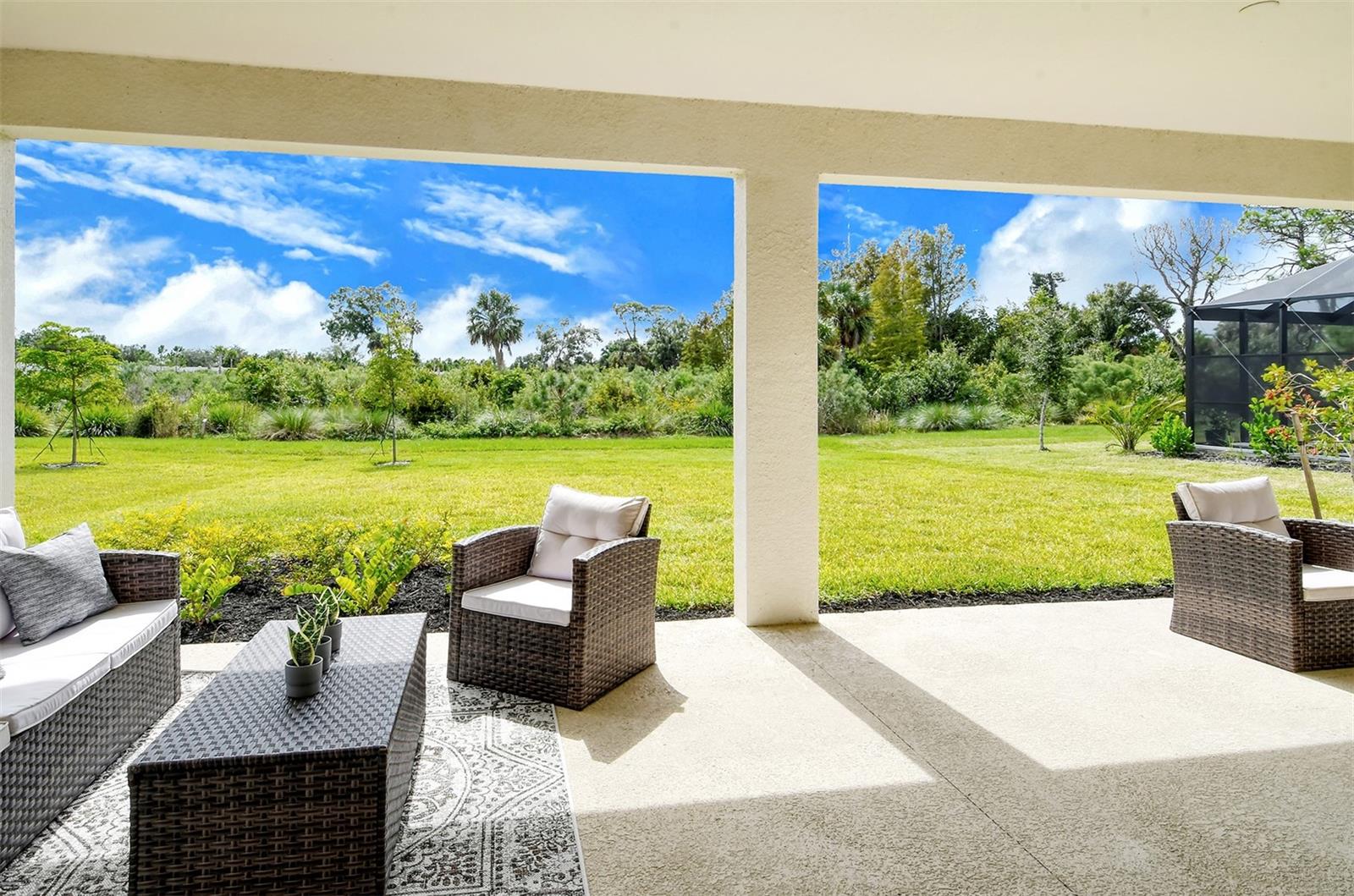 15324 SHADY PALMS LN