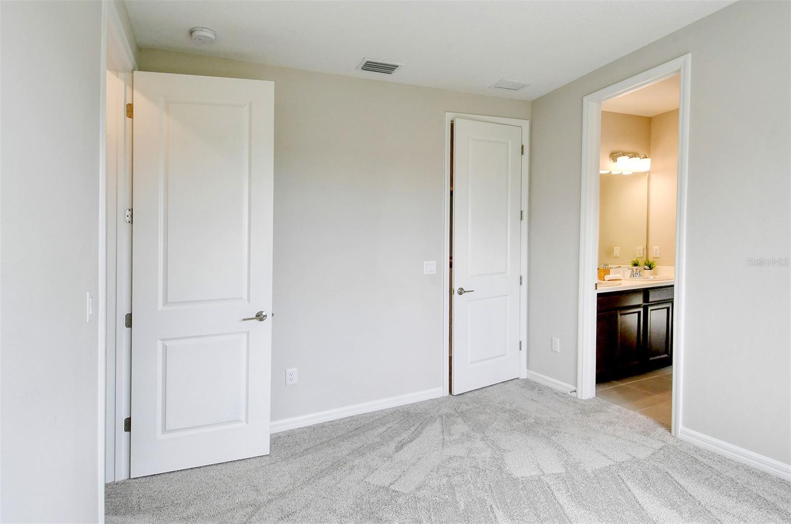 15324 SHADY PALMS LN