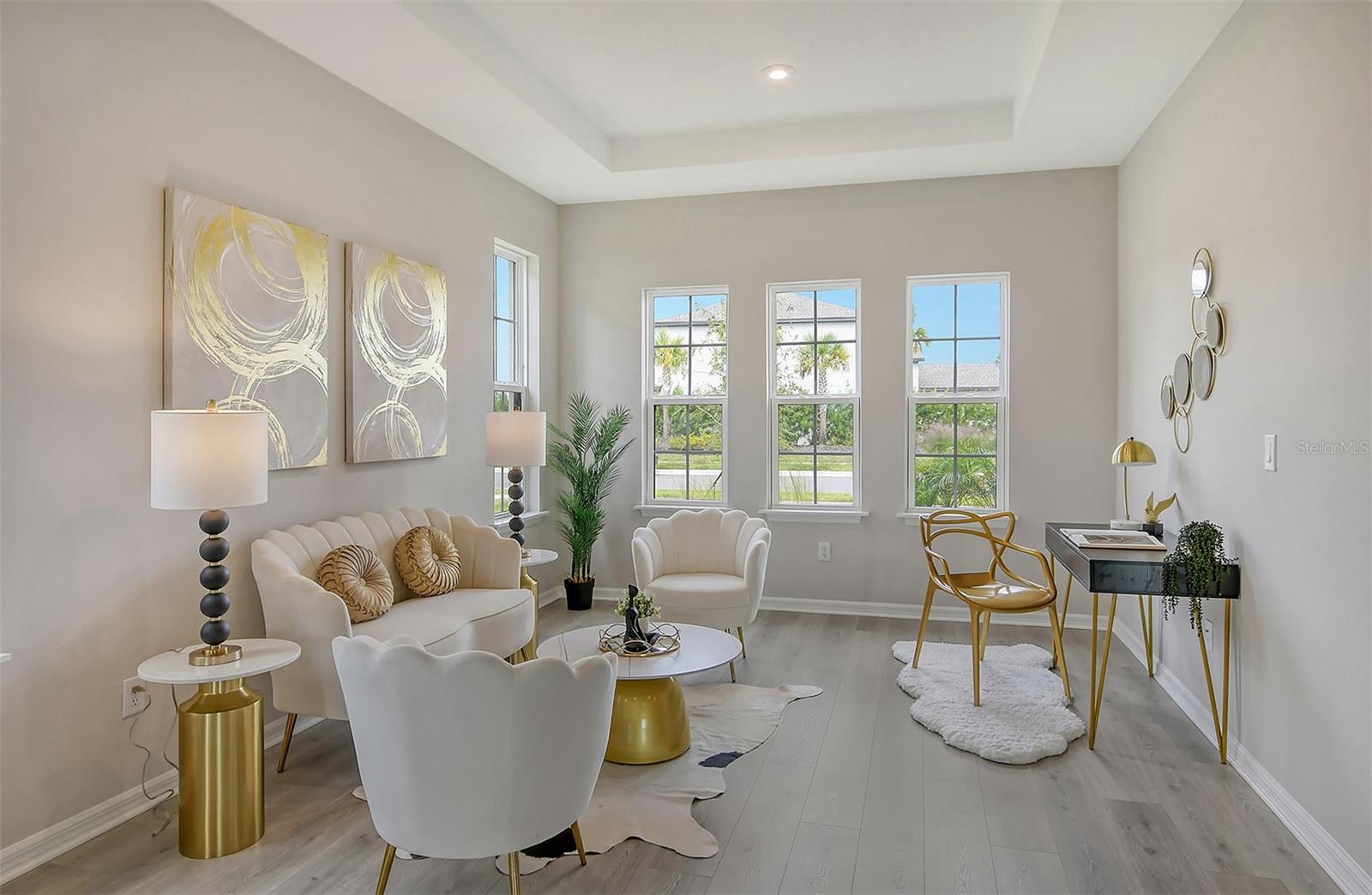 15324 SHADY PALMS LN