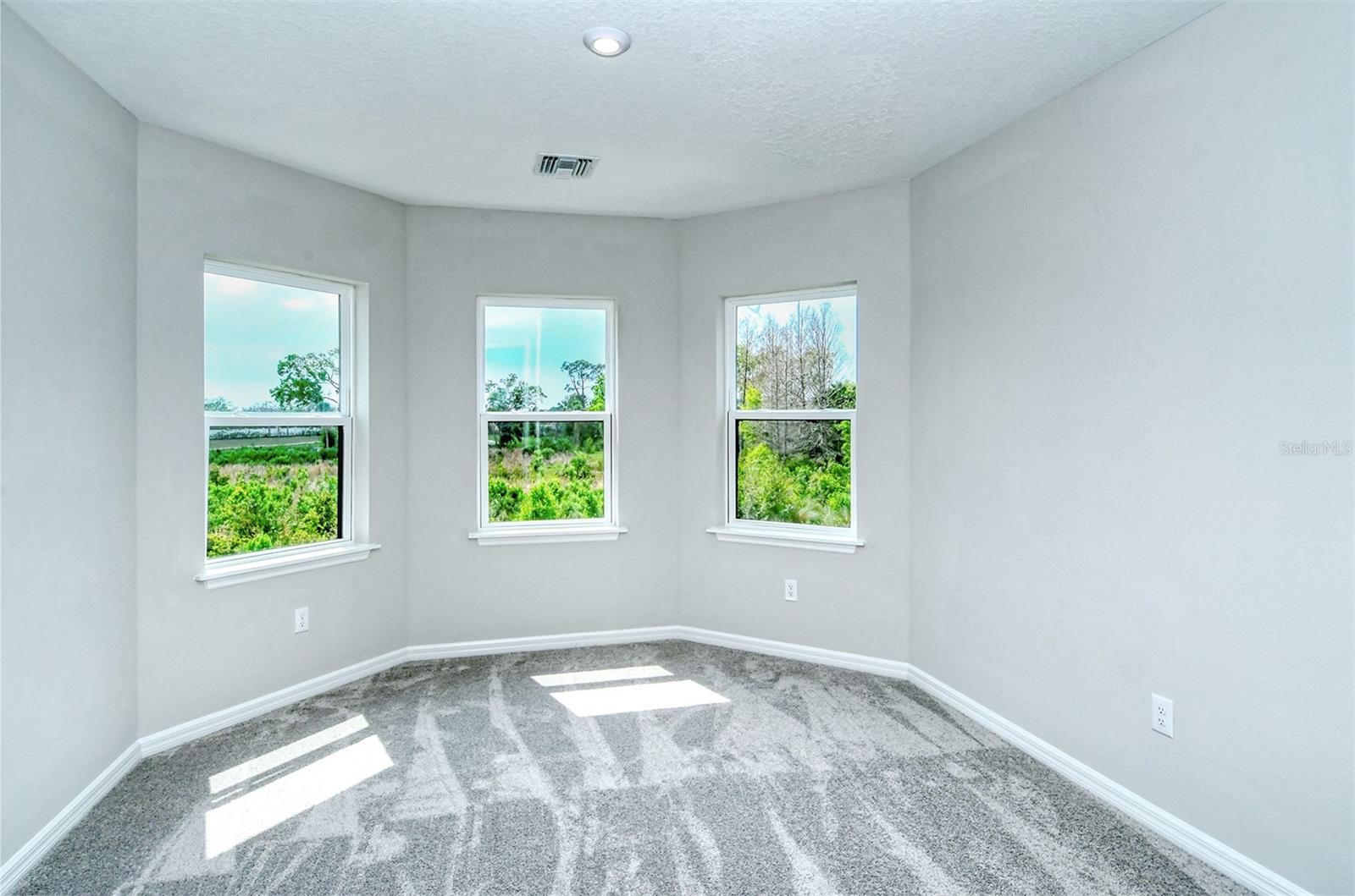 15324 SHADY PALMS LN