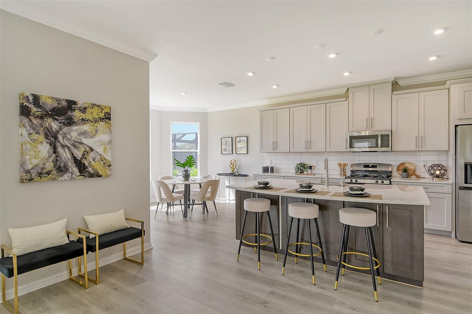 15324 SHADY PALMS LN