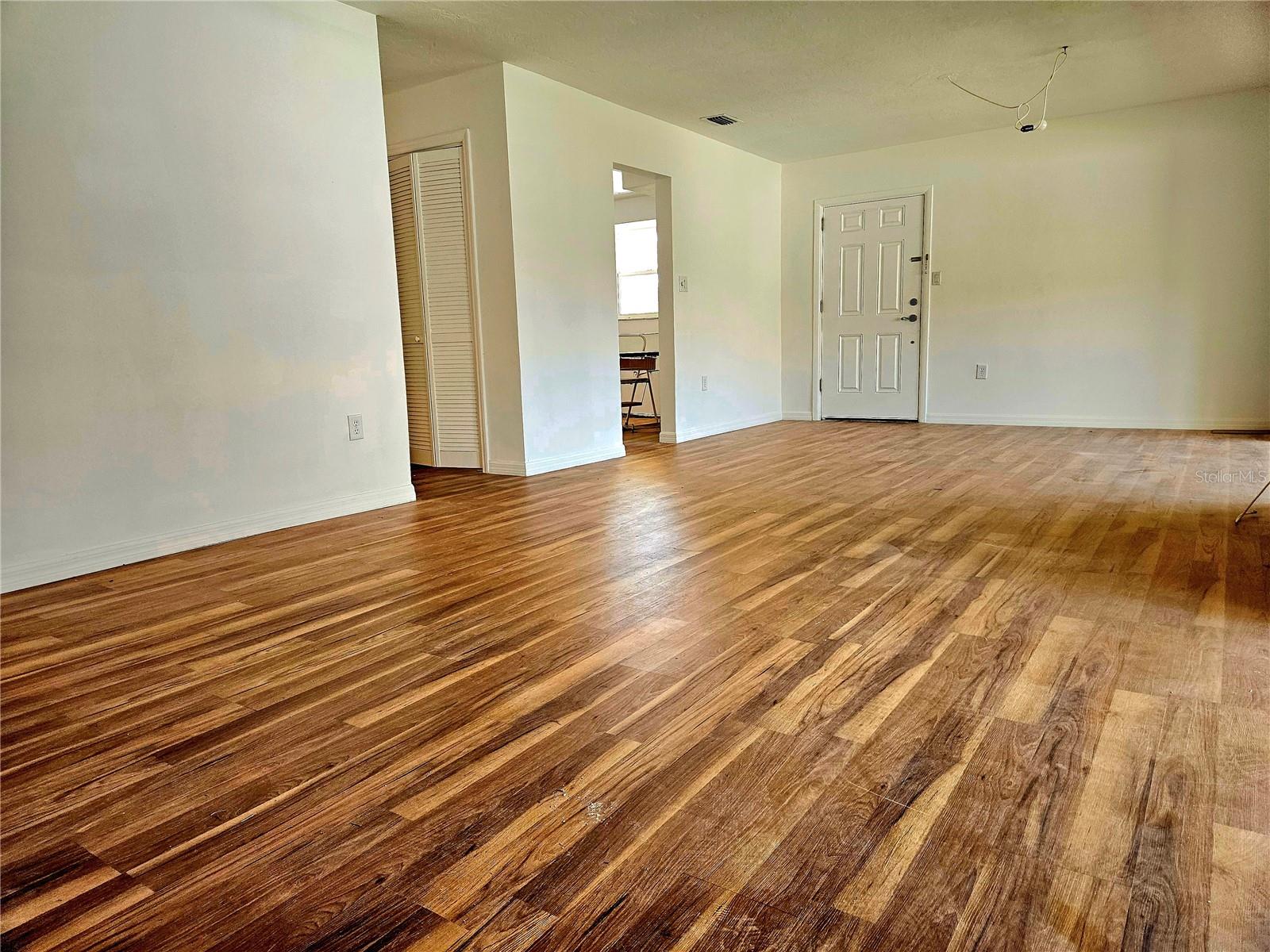 179 VISTA HERMOSA CIR #17B