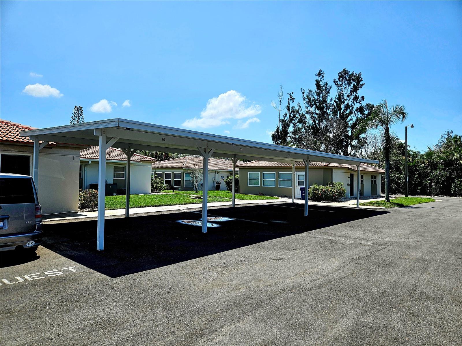 179 VISTA HERMOSA CIR #17B