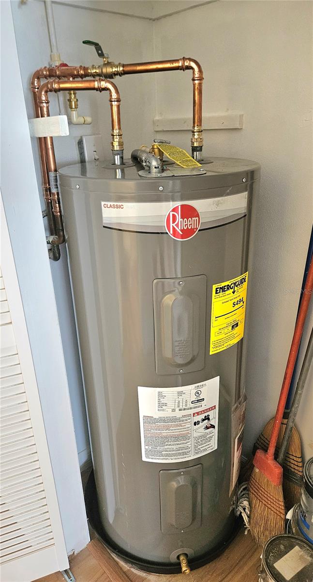 179 VISTA HERMOSA CIR #17B