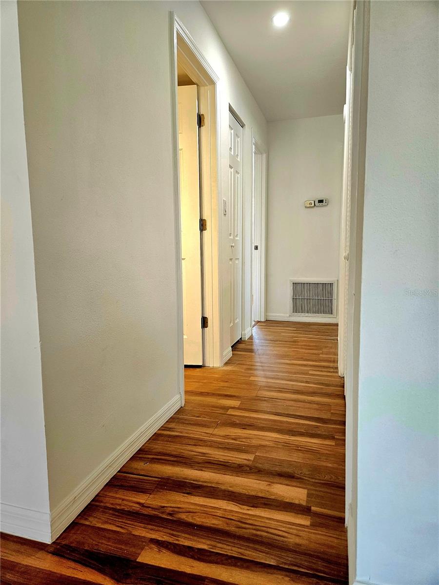 179 VISTA HERMOSA CIR #17B