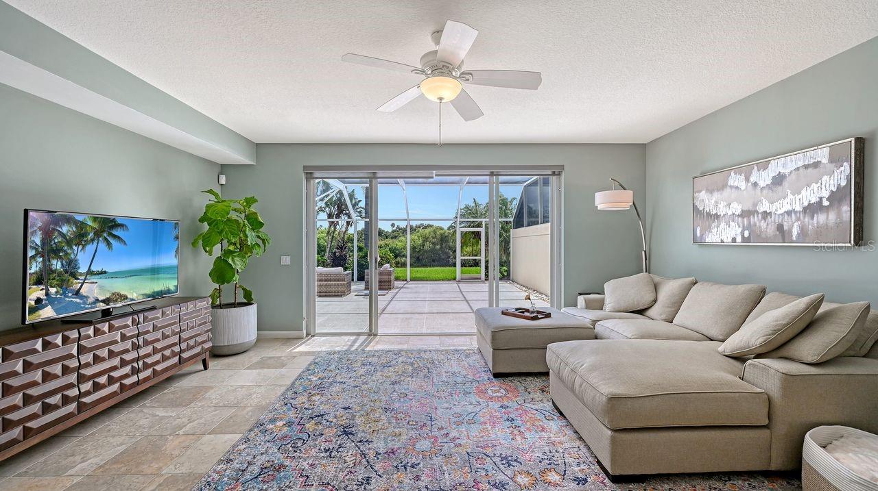 1531 BURGOS DR