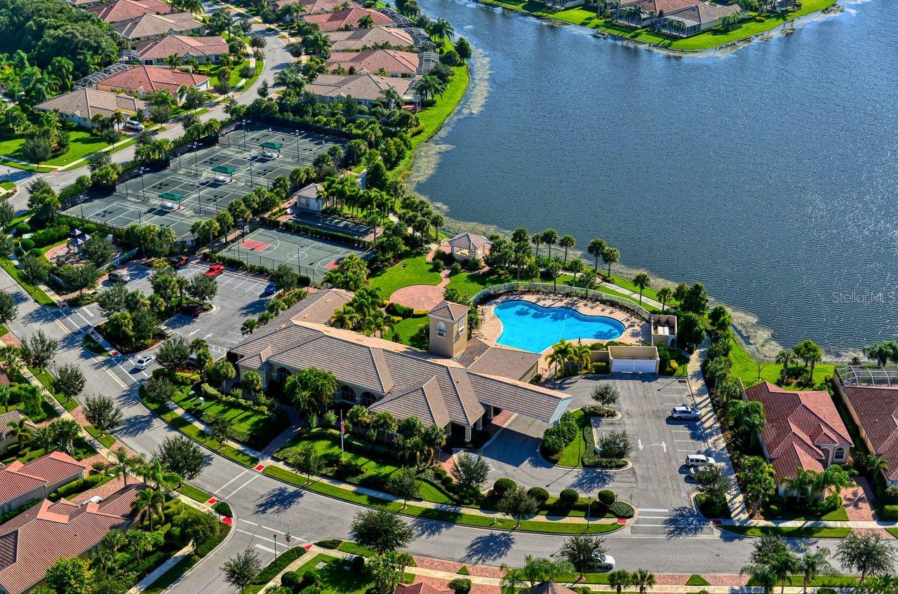 1531 BURGOS DR